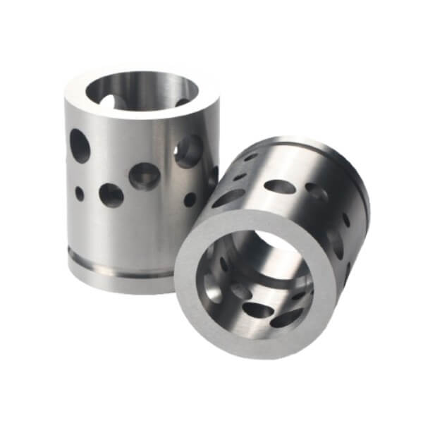 carbide cage for choke valves